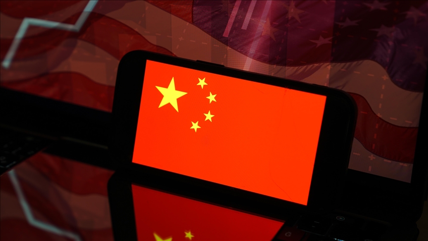 Çin, ABD'ye yönelik gümrük tarifelerini yüzde 125 oranına yükselteceğini duyurdu