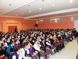 Kızıltepe'de 5 Bin Lise Öğrencisine Uyuşturucu Semineri Verildi