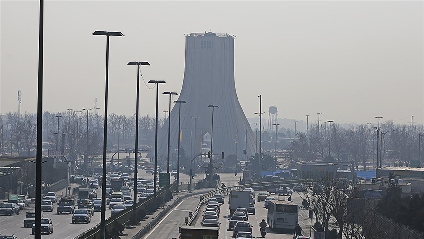 Tahran'da "kıyamet gibi" bir deprem riski uyarısı