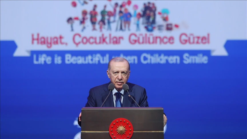 Erdoğan: İstanbul'daki depremlerle ilgili devletimizin tüm birimleri teyakkuzda