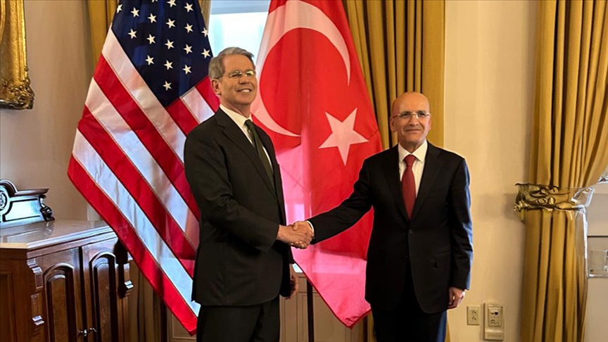 Hazine ve Maliye Bakanı Şimşek, ABD Hazine Bakanı Bessent ile görüştü