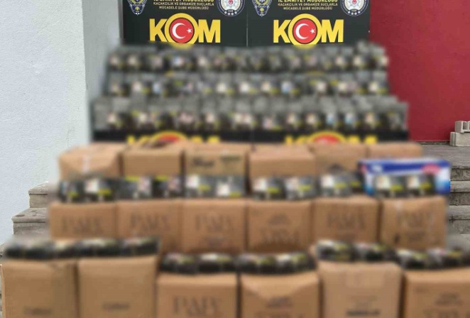 ADANA'da 90 bin mükerrer bandrol ele geçirildi