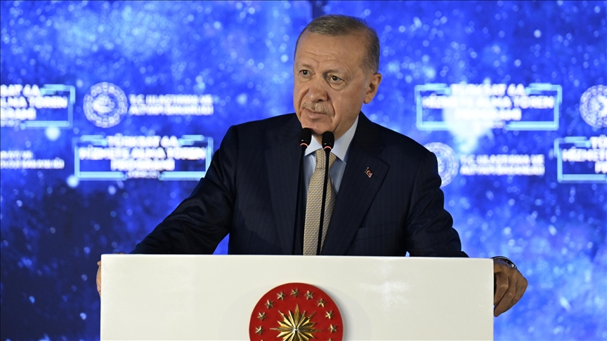 Erdoğan: Türk milletinin fedakarlığı, cesareti ve azmi 'Çanakkale Ruhu'nu bizlere emanet etmiştir
