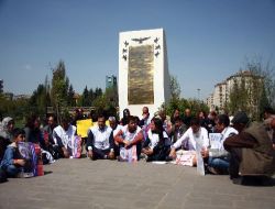 Van'da Öldürülen Çocuk İçin Diyarbakır'da Oturma Eylemi Yapıldı