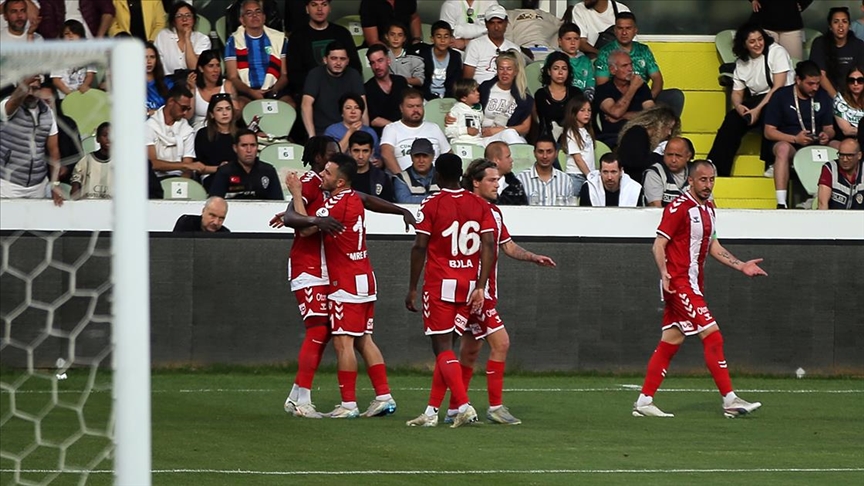 Samsunspor, deplasmanda Bodrum FK'yi 2-1 yendi