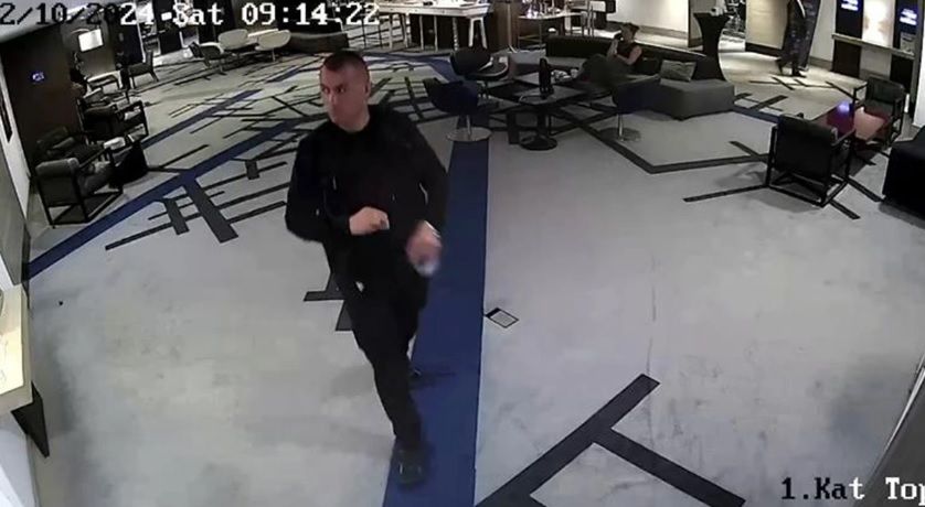 İBB'ye yönelik yolsuzluk soruşturmasında şüphelilerin emniyetteki işlemleri sürüyor