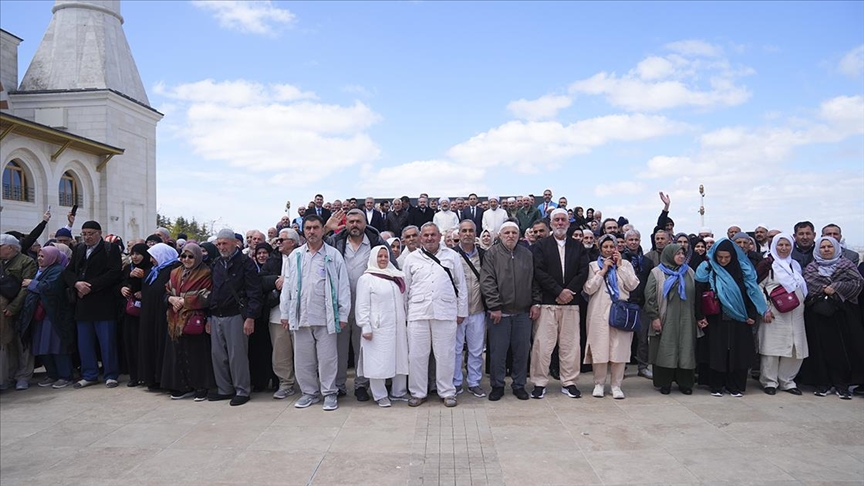 İstanbul'da yılın ilk hac kafilesi kutsal topraklara doğru yola çıktı!