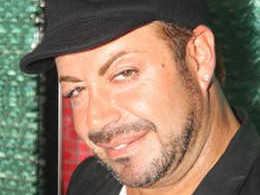 ÜNLÜLER FATİH ÜREK İÇİN BİR ARADA!