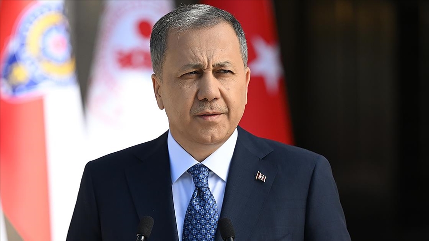 Yerlikaya'dan CHP Genel Başkanı Özel'e yönelik saldırı sonrası provokatif paylaşım yapanlara ilişkin açıklama