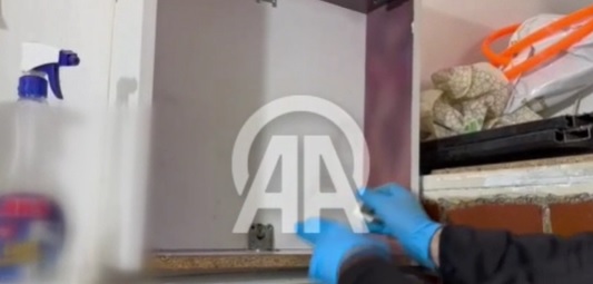 SAMSUN - Dolabın içinde oluşturulan gizli bölmede kaçak tütün ele geçirildi