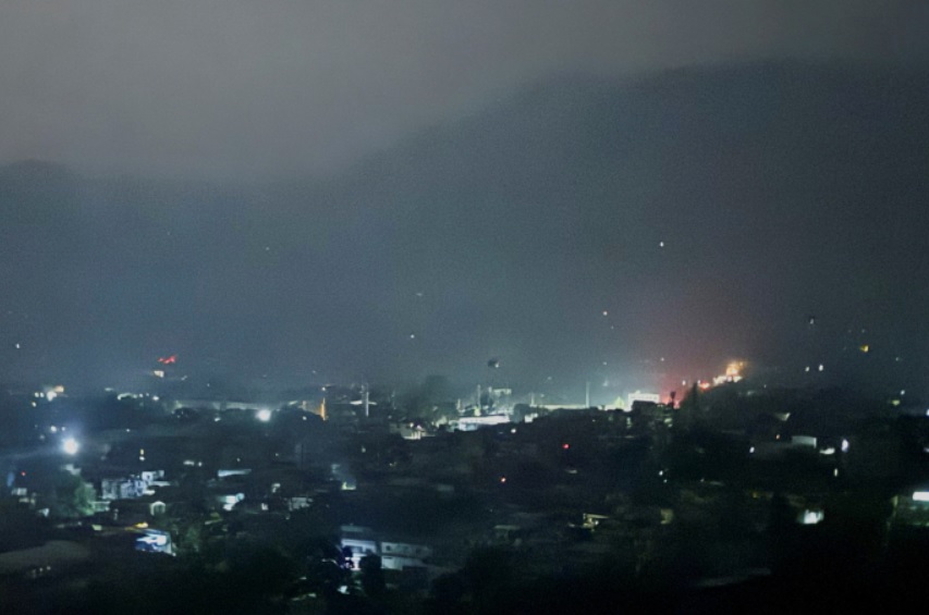 HİNDİSTAN'DAN PAKİSTAN VE ONA BAĞLI AZAD KEŞMİR'DEKİ "HEDEFLERE" ASKERİ OPERASYON