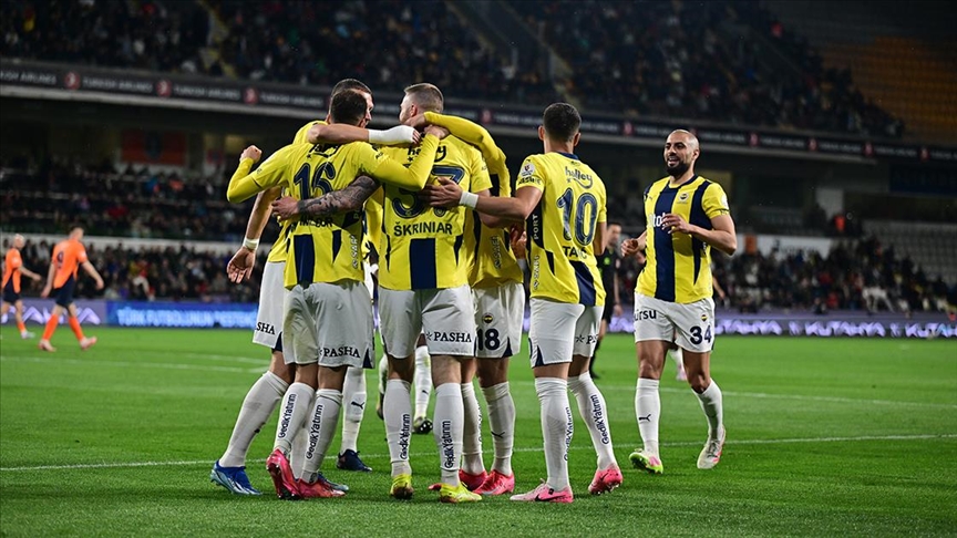Fenerbahçe, Başakşehir deplasmanında 4 golle güldü