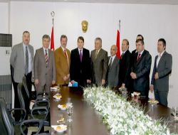 İzmir Kuyumcular Odası İşportacı Ve Çığırtkanlardan Şikayetçi