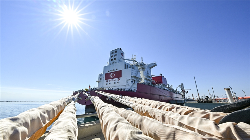 BOTAŞ'A AİT FSRU İLK KEZ YURT DIŞINDA GÖREV YAPACAK