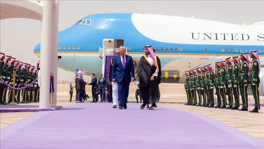 Trump'ın Körfez turu, ABD'nin yeni Orta Doğu politikasının habercisi mi?