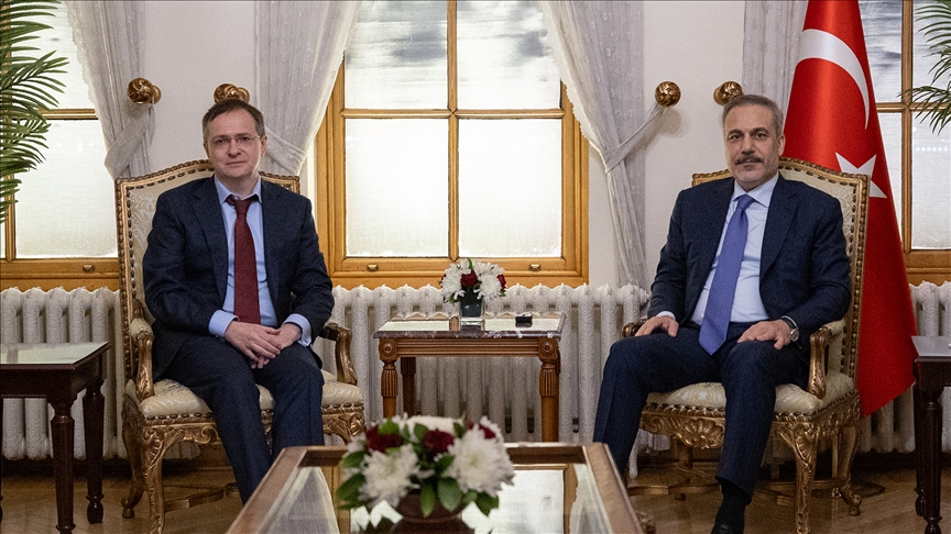 Rus heyetinin başkanı Medinskiy: Fidan ile verimli bir görüşme gerçekleştirdik