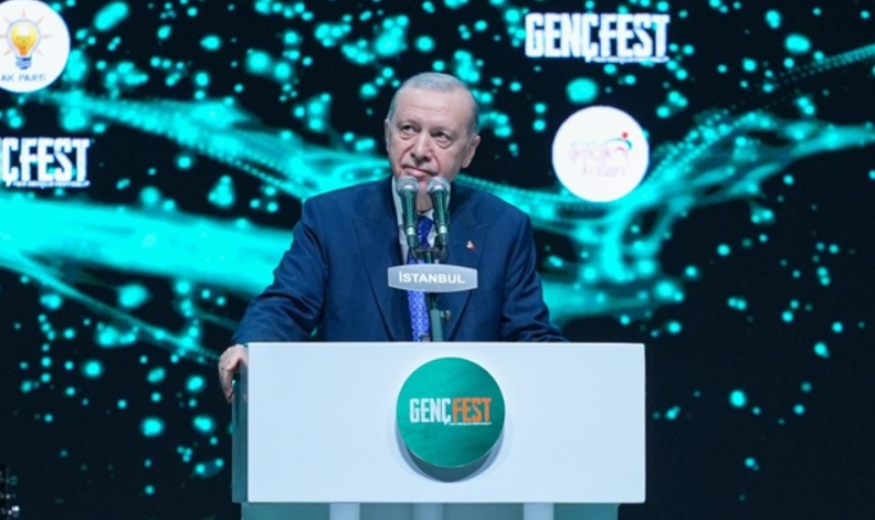 Erdoğan: Barış diplomasisinin öncülüğünü dünyada bugün Türkiye üstleniyor