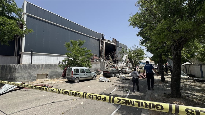 Gaziantep'te fabrikanın buhar kazanında meydana gelen patlamada 7 işçi yaralandı
