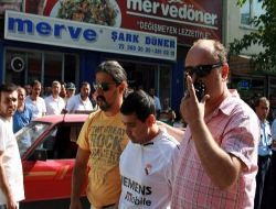 Polise Yakalanmamak İçin Uyuşturucuyu Yuttu!