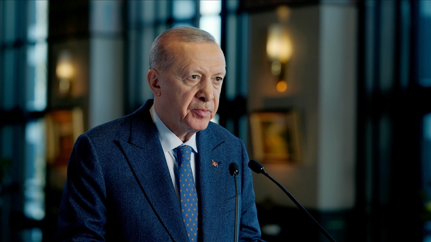 ERDOĞAN: KIRIMLI KARDEŞLERİMİZİN HER ZAMAN YANLARINDA OLMAYA DEVAM EDECEĞİZ
