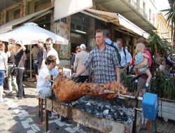 Yunanistan'da Paskalya Yortusu Kutlanıyor!