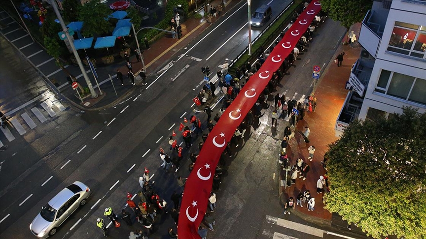 Samsun'da Bayrak Yürüyüşü ve Fener Alayı düzenlendi