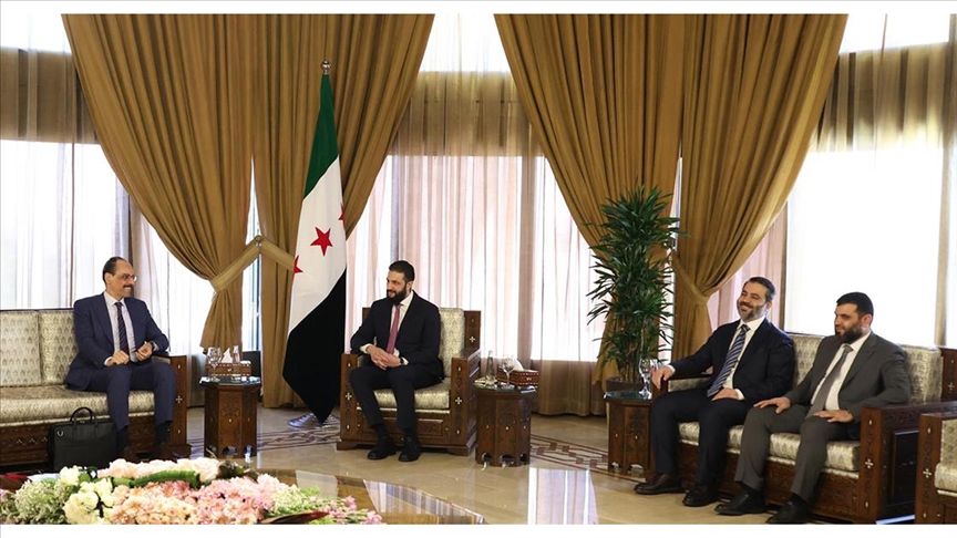 MİT BAŞKANI KALIN, SURİYE'DE CUMHURBAŞKANI ŞARA VE HEYETİYLE GÖRÜŞTÜ