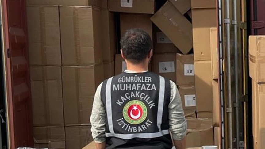 Ticaret Bakanlığı ekipleri üç operasyonda uyuşturucu ve kaçak eşyaya el koydu