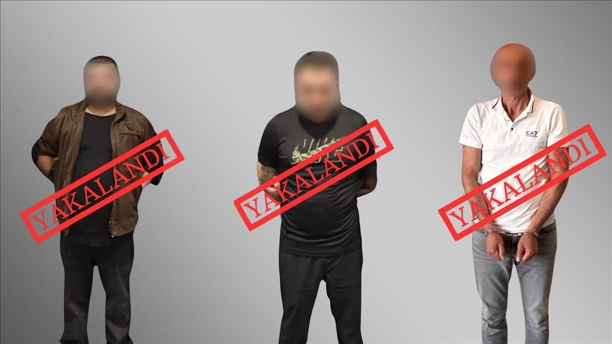 Kırmızı bültenle aranan 3 kişi Türkiye'ye getirildi!