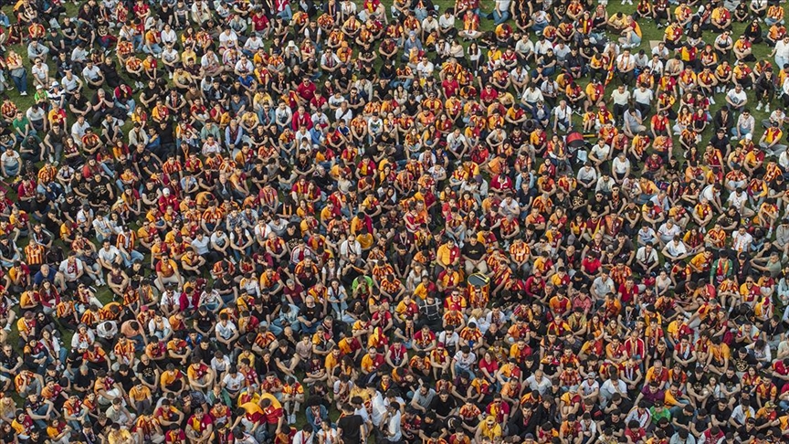 GALATASARAY, 25. ŞAMPİYONLUĞUNU KUTLUYOR!