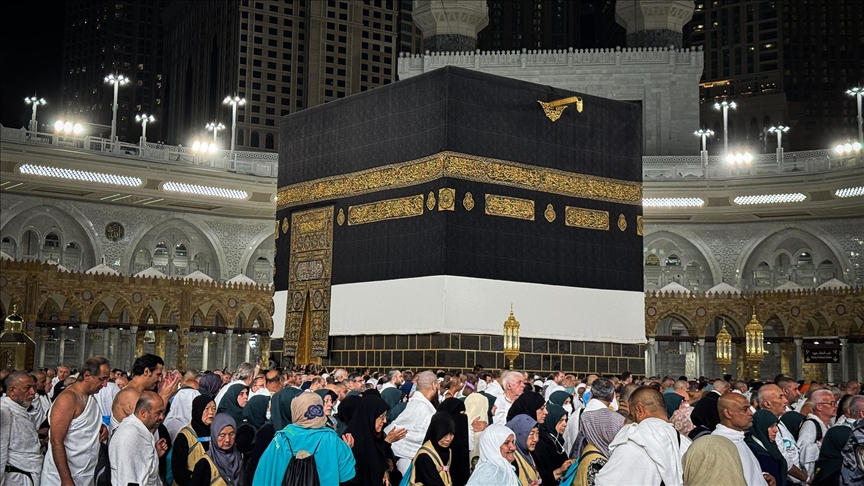 Hacı adaylarının kutsal topraklara gelişi sürüyor..