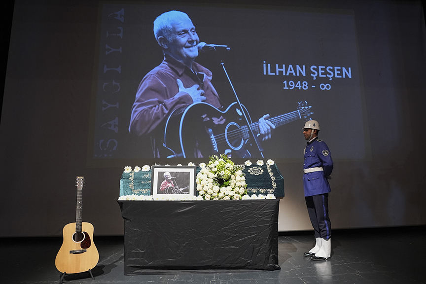 HAYATINI KAYBEDEN USTA SANATÇI İLHAN ŞEŞEN İÇİN TÖREN DÜZENLENDİ