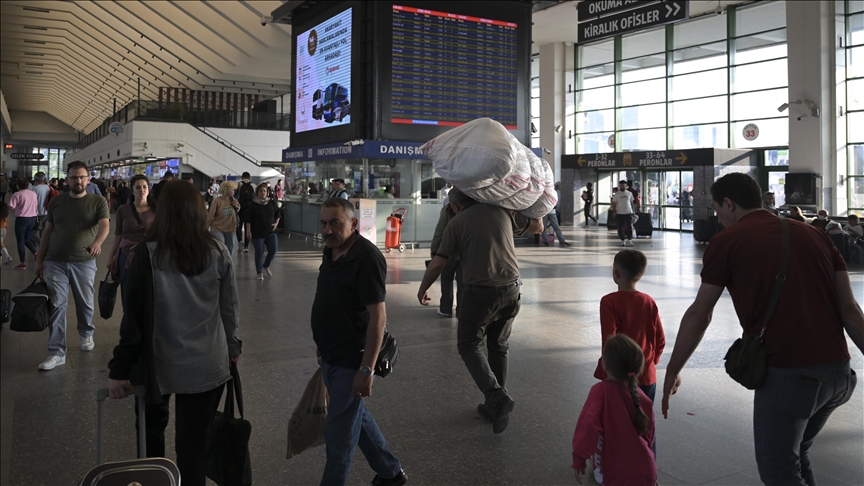 AŞTİ'DE KURBAN BAYRAMI YOĞUNLUĞU