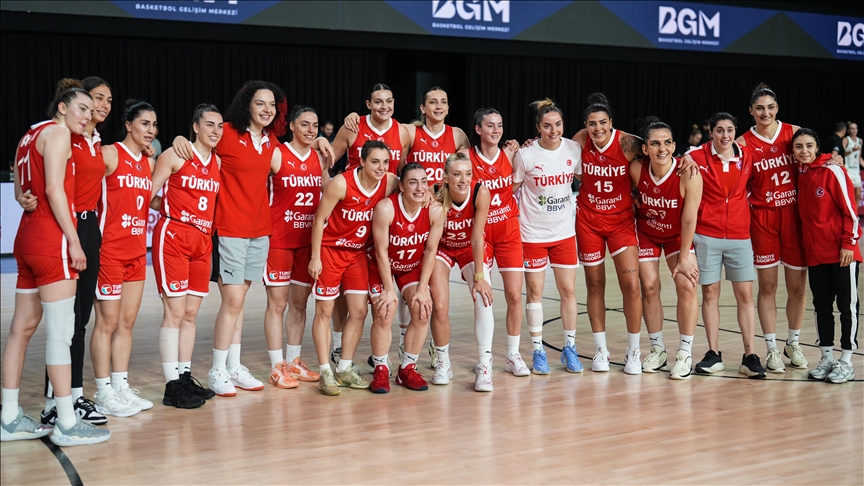 A MİLLİ KADIN BASKETBOL TAKIMI, AVRUPA ŞAMPİYONASI HAZIRLIKLARINI SÜRDÜRÜYOR