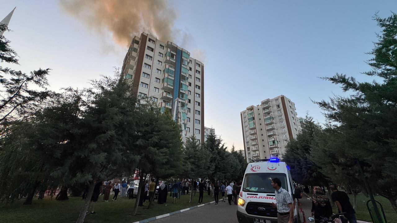 DİYARBAKIR'DAKİ YANGIN FACİASINDA GÖZALTI SAYISI 5'E YÜKSELDİ