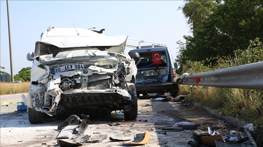 KURBAN BAYRAMI'NIN İLK GÜNÜNDE 692 TRAFİK KAZASINDA 7 KİŞİ HAYATINI KAYBETTİ
