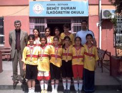 Adana'da Küçükler Kız Salon Futbol Turnuvası Sona Erdi