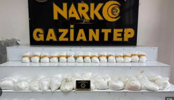 GAZİANTEP'TE UYUŞTURUCU OPERASYONU: 2 ŞÜPHELİ TUTUKLANDI