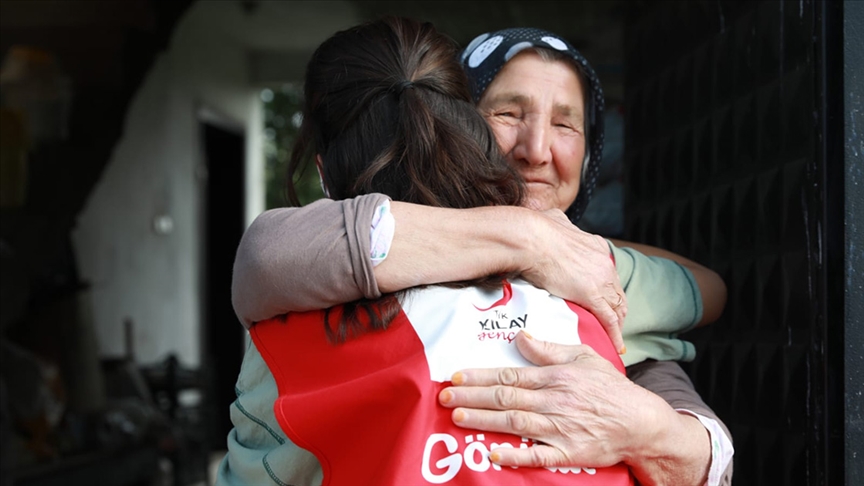 TÜRK KIZILAY 157. KURULUŞ YIL DÖNÜMÜNÜ KUTLUYOR