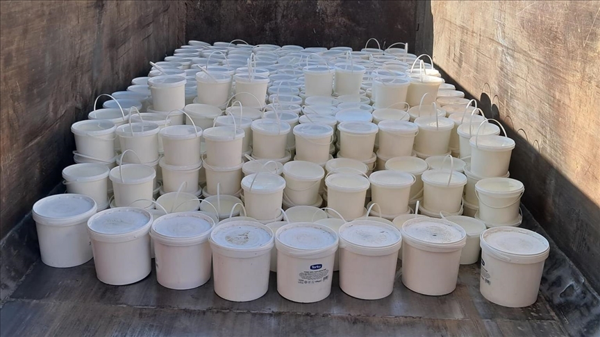 Bingöl'de etiketsiz 1 ton 800 kilogram yoğurt ve peynir ele geçirildi!