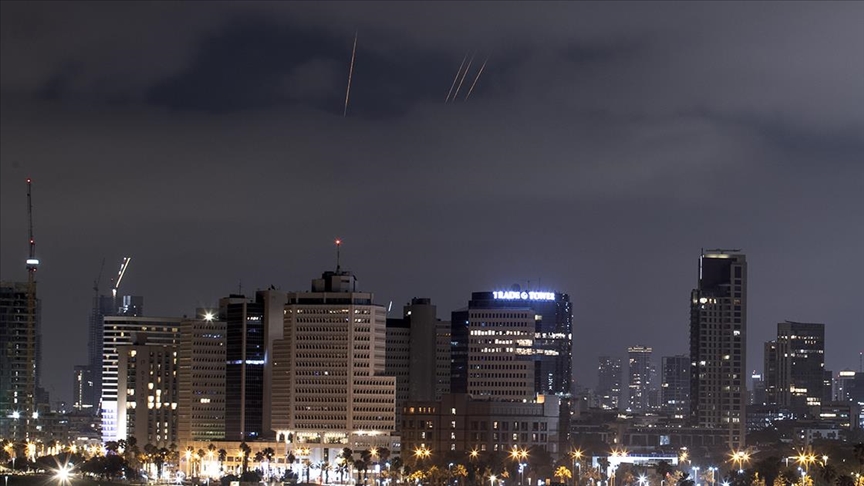 İSRAİL İLE İRAN ARASINDA KARŞILIKLI SALDIRILAR SÜRÜYOR