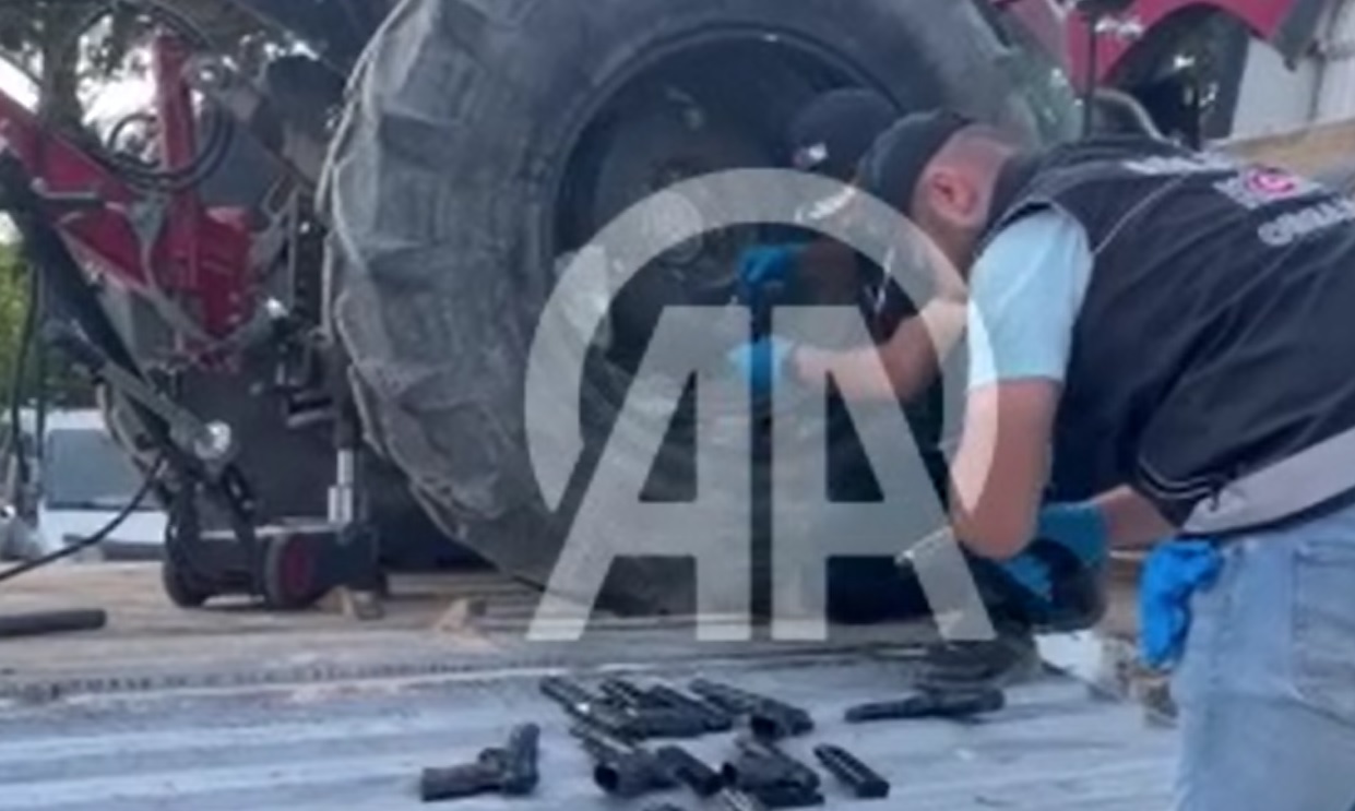 ADANA MERKEZLİ SİLAH KAÇAKÇILIĞI OPERASYONU