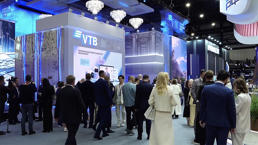 ST. PETERSBURG ULUSLARARASI EKONOMİ FORUMU BAŞLADI