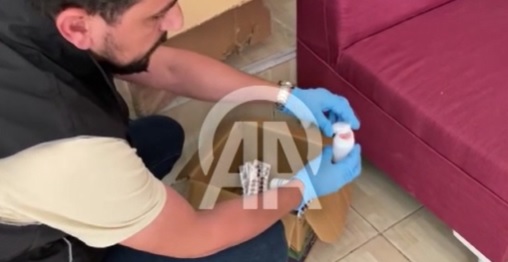 SAMSUN'da 7 BİN 500 SENTETİK ECZA HAPI ELE GEÇİRİLDİ