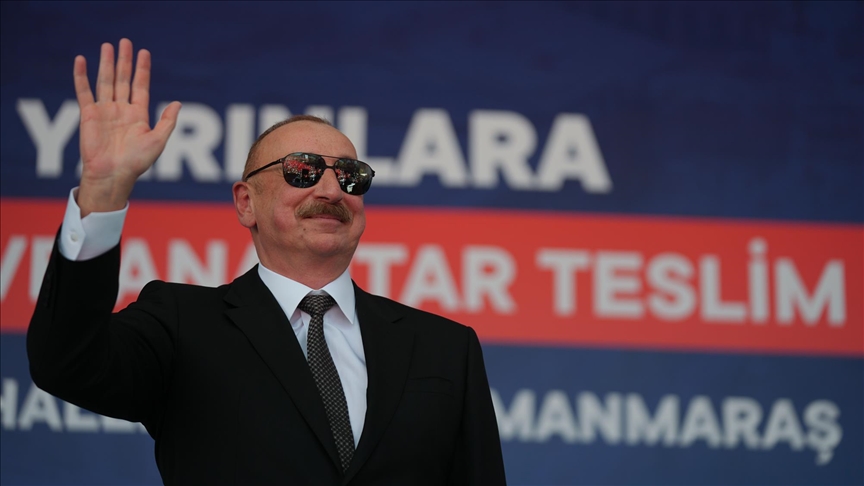 Azerbaycan Cumhurbaşkanı Aliyev: Yaşasın Türkiye-Azerbaycan birliği ve kardeşliği