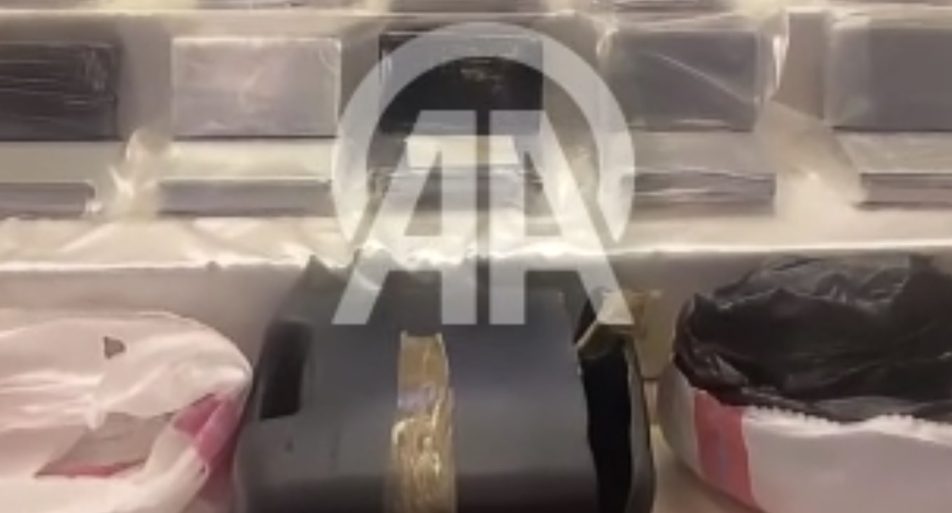 Edirne'de bir tırda 18 Kilogram Kokain ele geçirdi!