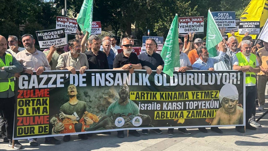 İSRAİL'İN FİLİSTİN VE İRAN'A YÖNELİK SALDIRILARI İST'DA PROTESTO EDİLDİ