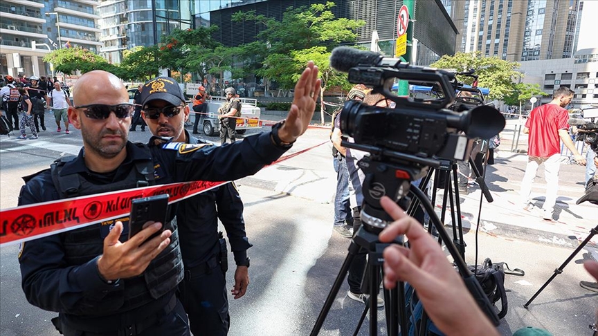 İSRAİL POLİSİ, AA EKİBİNİN İÇİNDE YER ALDIĞI GAZETECİLERİ ENGELLEDİ