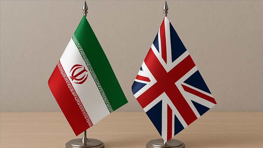 İRAN VE İNGİLTERE DIŞİŞLERİ BAKANLARI, ABD'NİN İRAN'DAKİ NÜKLEER TESİSLERE SALDIRISINI GÖRÜŞTÜ