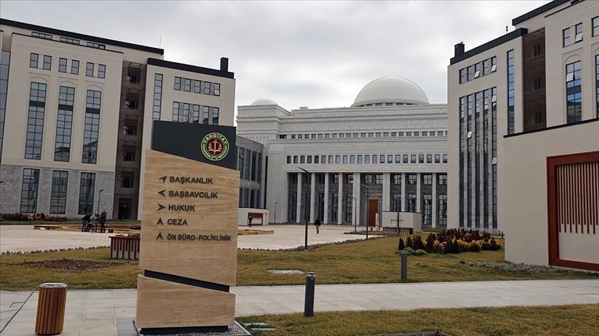 YARGITAY CUMHURİYET SAVCISI İŞÇİMEN'E SALDIRAN 2 SANIĞA HAPİS CEZASI